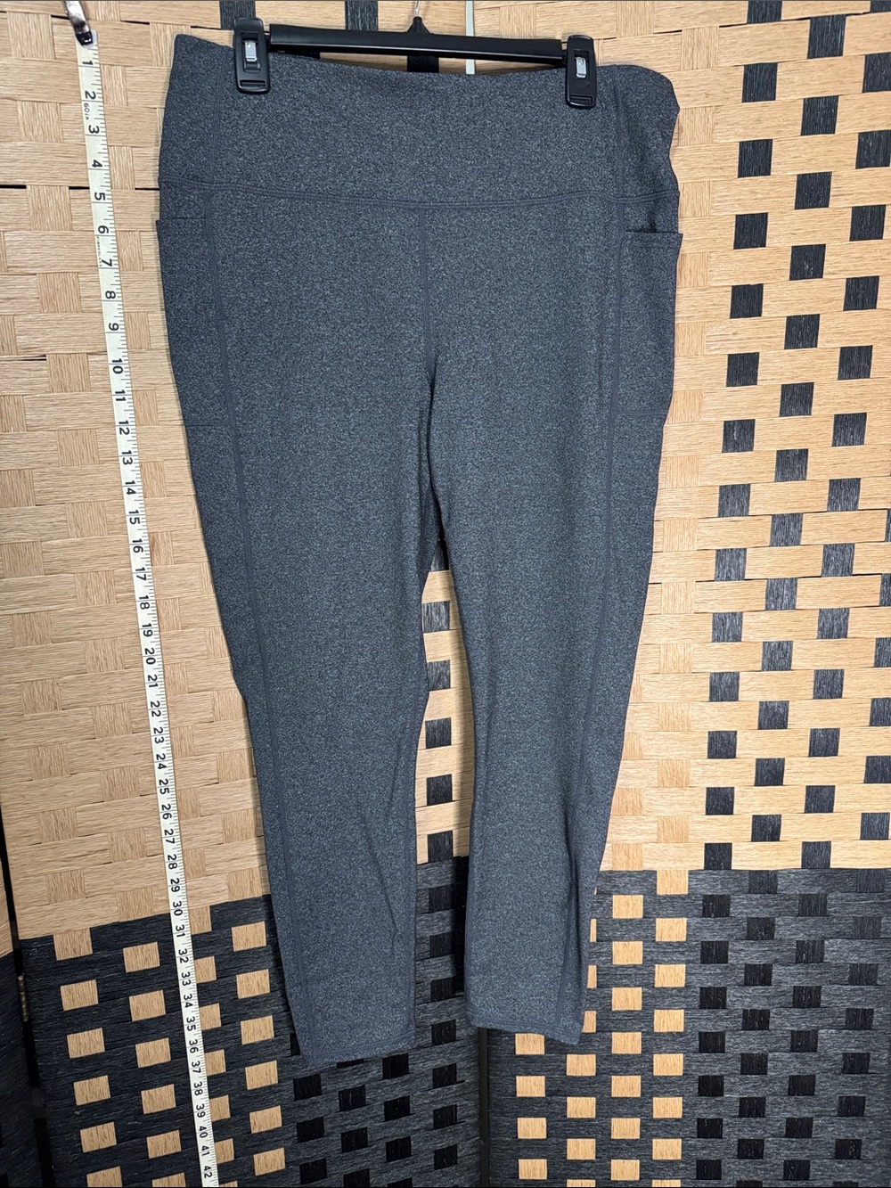 Skechers Dark Gray Woman’s Performance Leggings